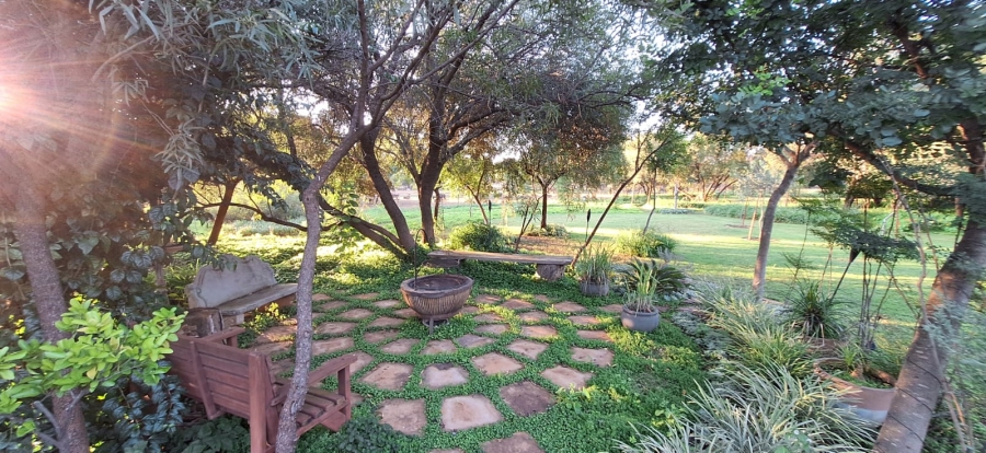 5 Bedroom Property for Sale in Koster North West